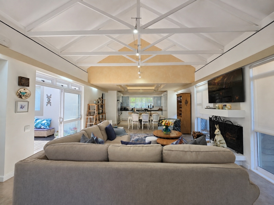 4 Bedroom Property for Sale in Marina Martinique Eastern Cape